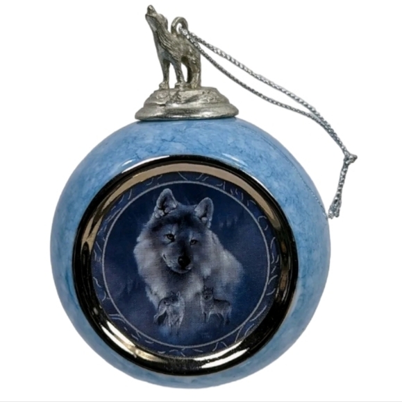 2 ~ The Bradford Editions 1997 WOLF Ornaments Black Knight Silver Scout VINTAGE - Picture 2 of 12
